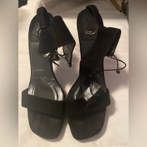“Stuart Weitzman” leather/suede pumps ties at ankle. 9 1/2 B.
